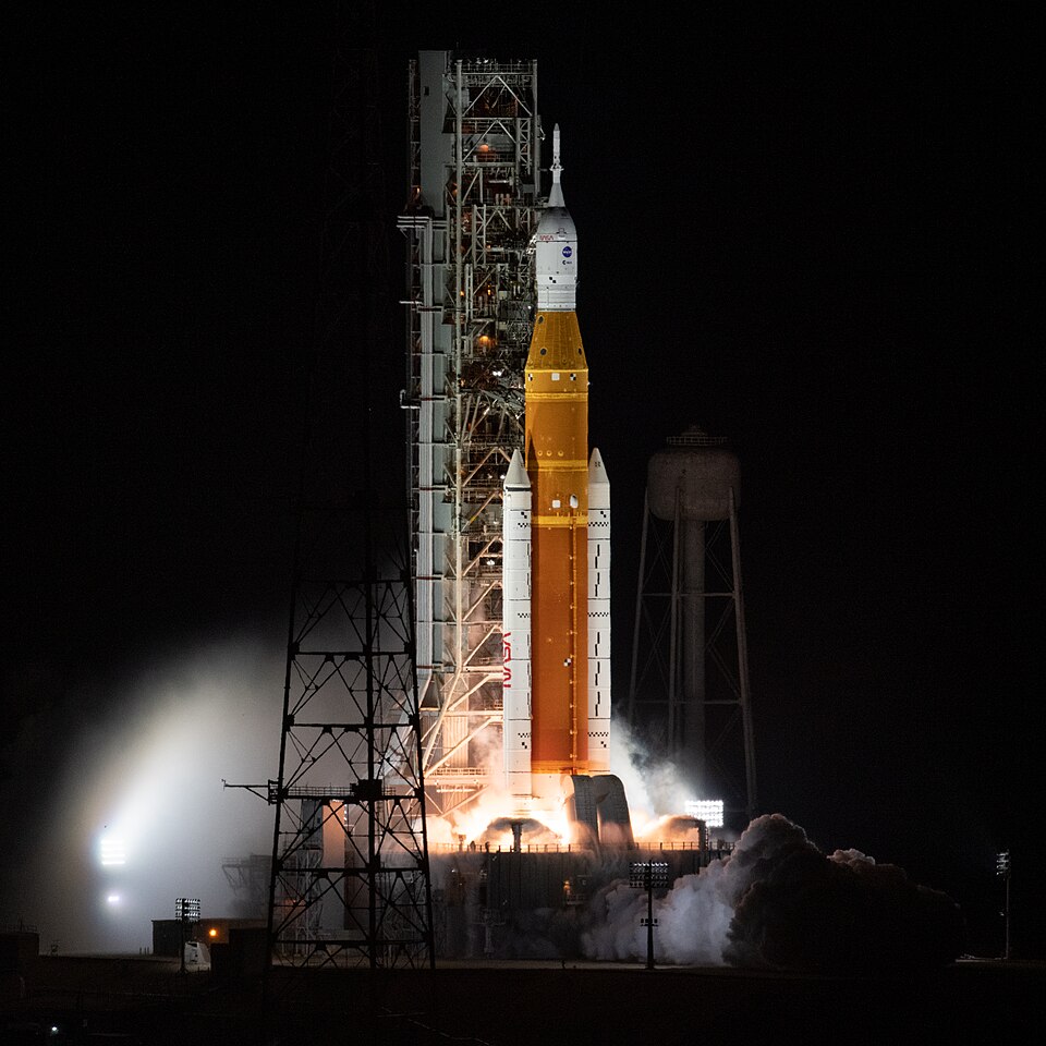 现场报道： SpaceX将发射Starfall再入太空舱， 31个客户有效载荷执行Bandwagon-5共享出行任务